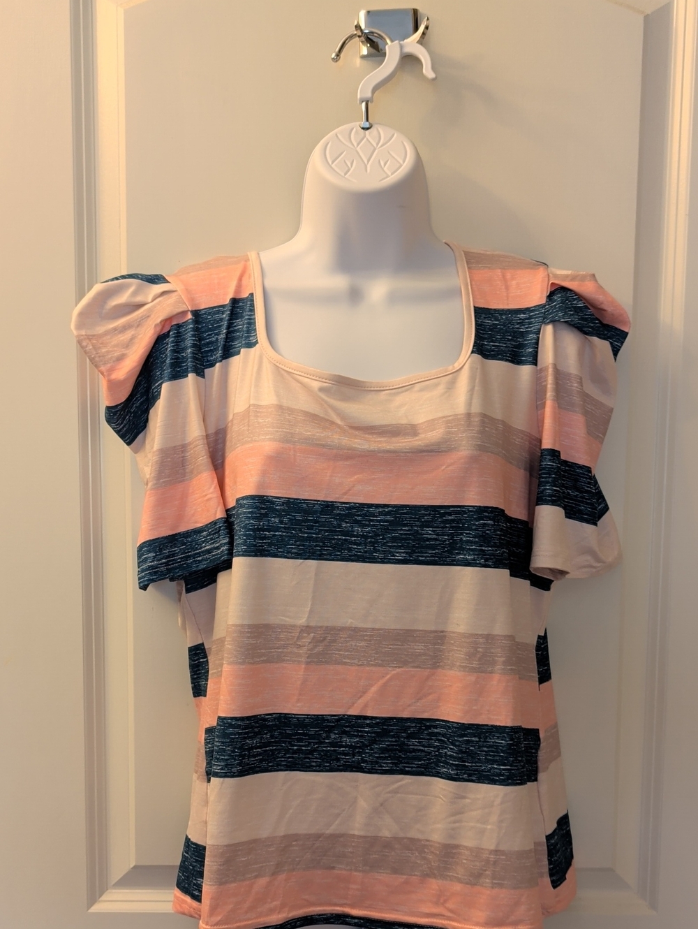 Striped Puff-Sleeve Women's Top in Peach, Navy & Cream